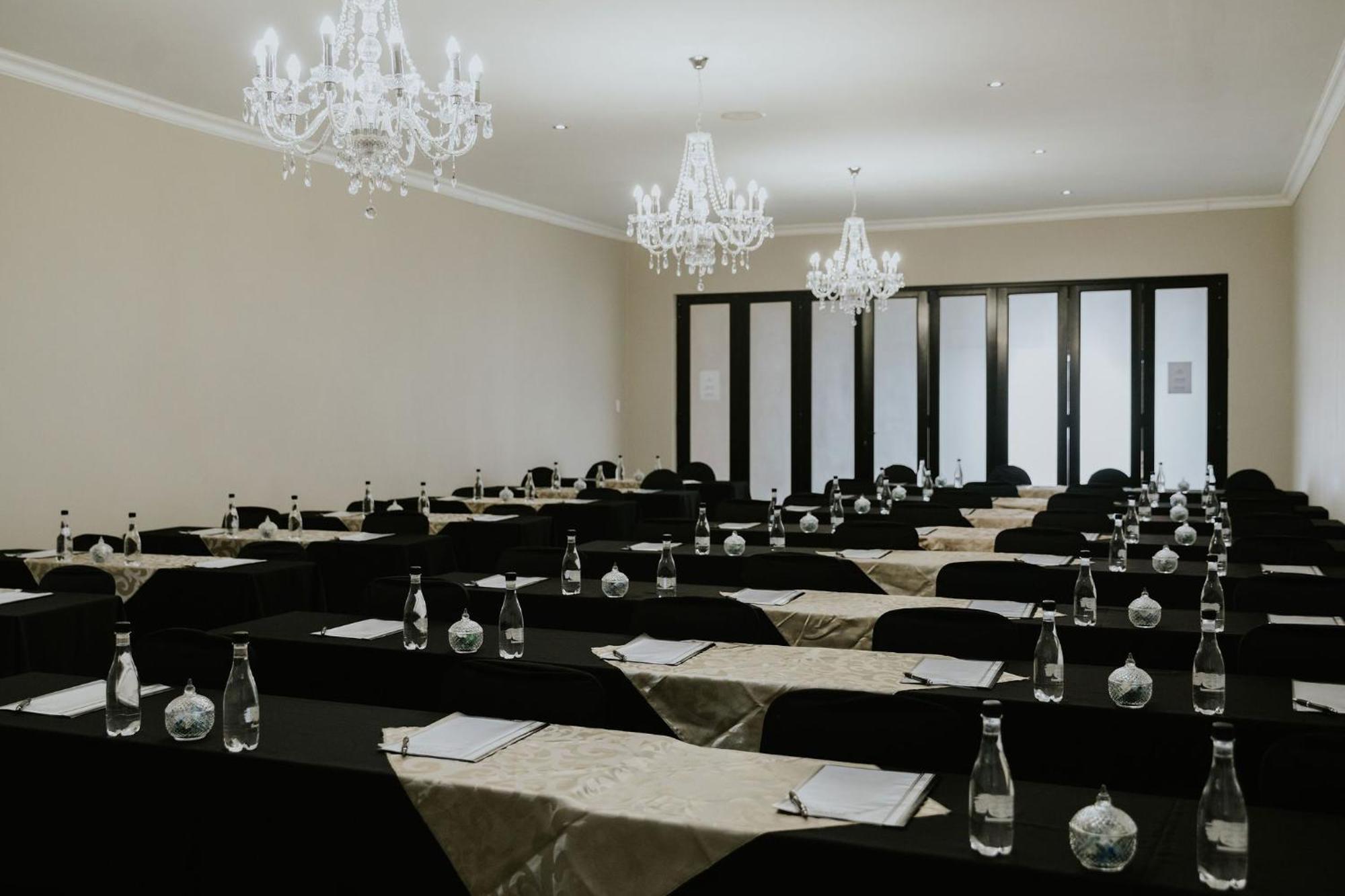 Le Grand Chateau Hotel 帕雷斯 外观 照片
